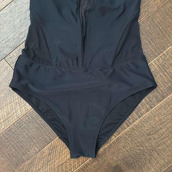 NWT TED BAKER Mech Mesh Panel Swimsuit in Black - Picture 4 of 13